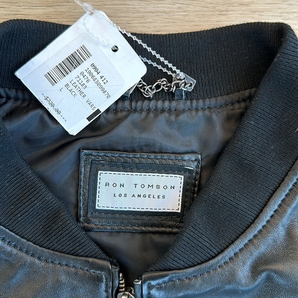 LEATHER BOMBER JACKET - BLACK
Ron Tomson men’s large - Picture 8 of 11